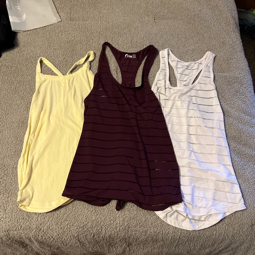 Women's Workout Tanks